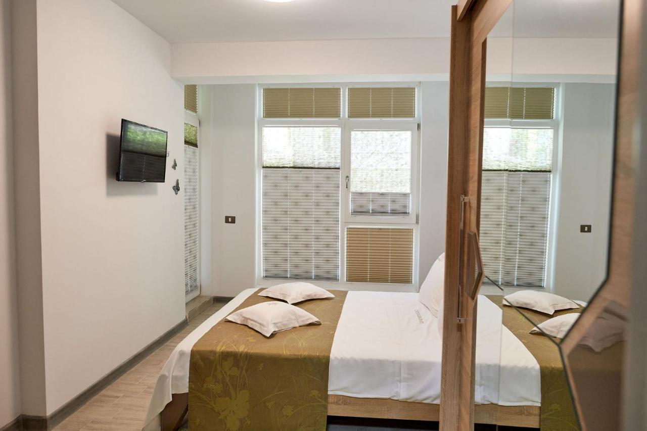Crystal 26 Apartment - Spa Pool Beach Resort Năvodari Extérieur photo